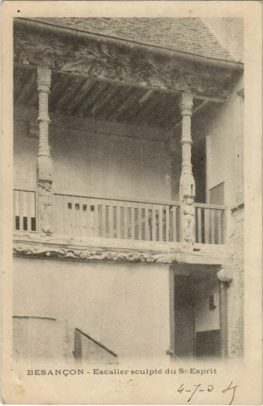 Carte postale ancienne Besancon Escalier sculpte du Saint-Esprit France à Besançon
