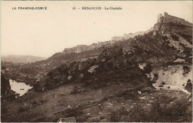 Carte postale ancienne Besancon La Citadelle France à Besançon