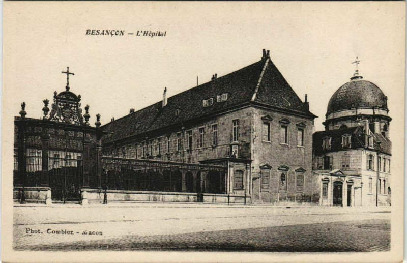 Carte postale ancienne Besancon Hopital France à Besançon