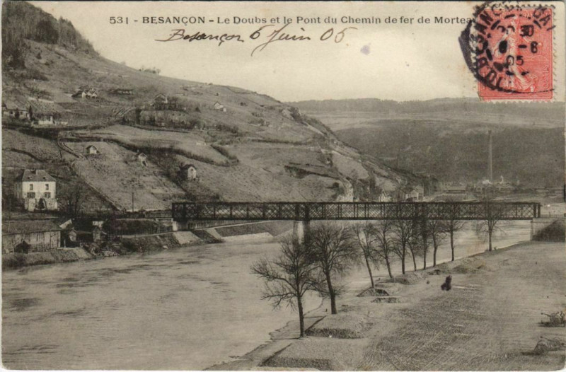 Carte postale ancienne Besancon Le Doubs et le Pont de Chemin de Fer France à Besançon