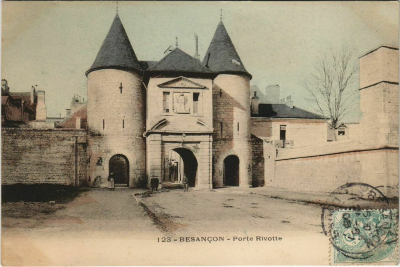 Carte postale ancienne Besancon Porte Rivotte France à Besançon