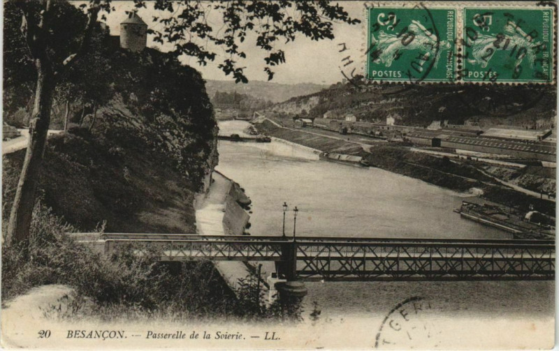 Carte postale ancienne Besancon Passerelle de la Soierie France à Besançon