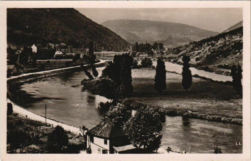 Carte postale ancienne Besancon Ile Malpas et Vallee de Casamene France à Besançon