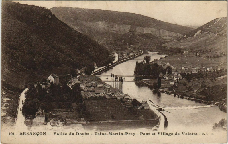Carte postale ancienne Besancon Pont et Village de Velotte France à Besançon