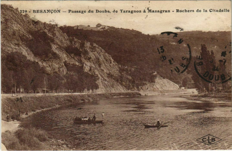 Carte postale ancienne Besancon Rochers de la Citadelle France à Besançon