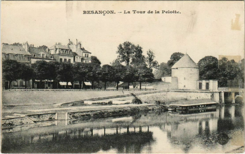 Carte postale ancienne Besancon La Tour de Pelote France à Besançon
