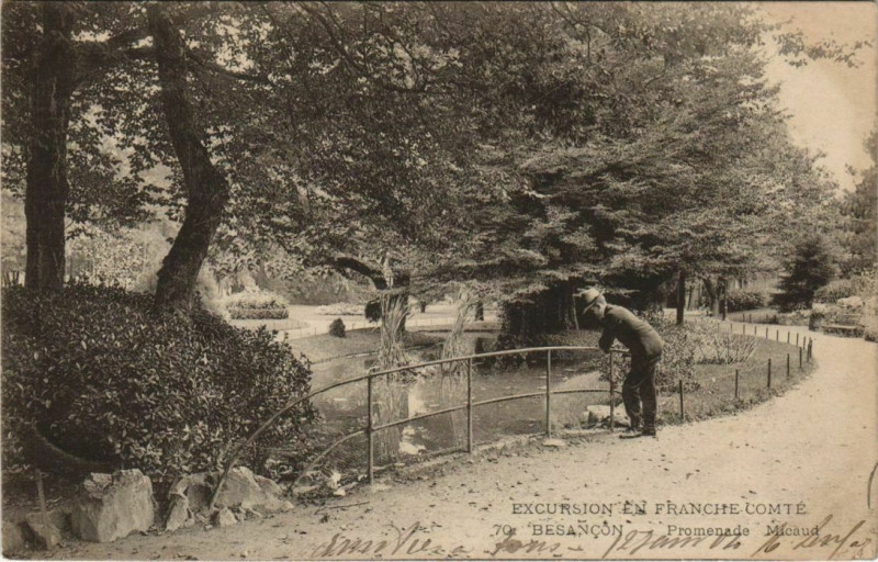 Carte postale ancienne Besancon Promenade Micaud France à Besançon