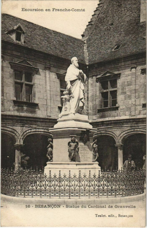 Carte postale ancienne Besancon Statue du Cardinal de Granvelle France à Besançon
