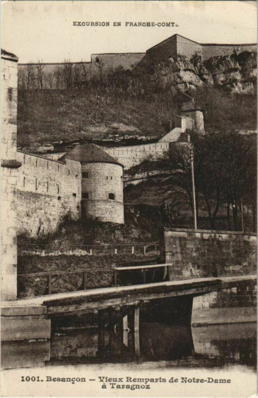 Carte postale ancienne Besancon Vieux Remparts a Taragnoz France à Besançon
