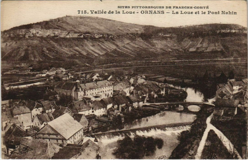 Carte postale ancienne Ornans - La Loue et le Pont Nahin à Ornans