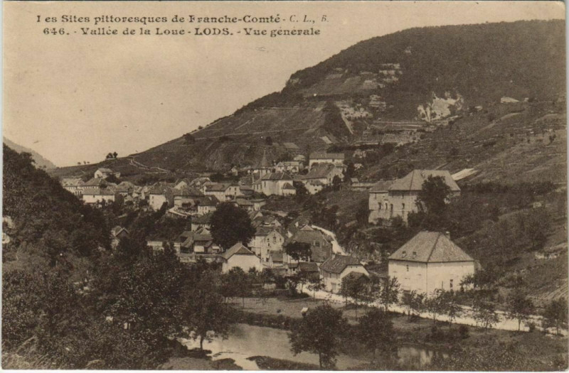 Carte postale ancienne Lods - Vue générale à Lods
