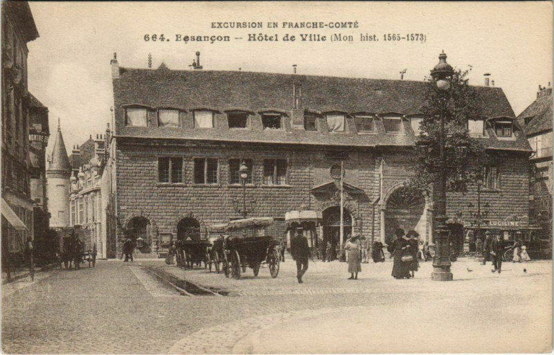 Carte postale ancienne Besancon - Hotel de Ville à Besançon