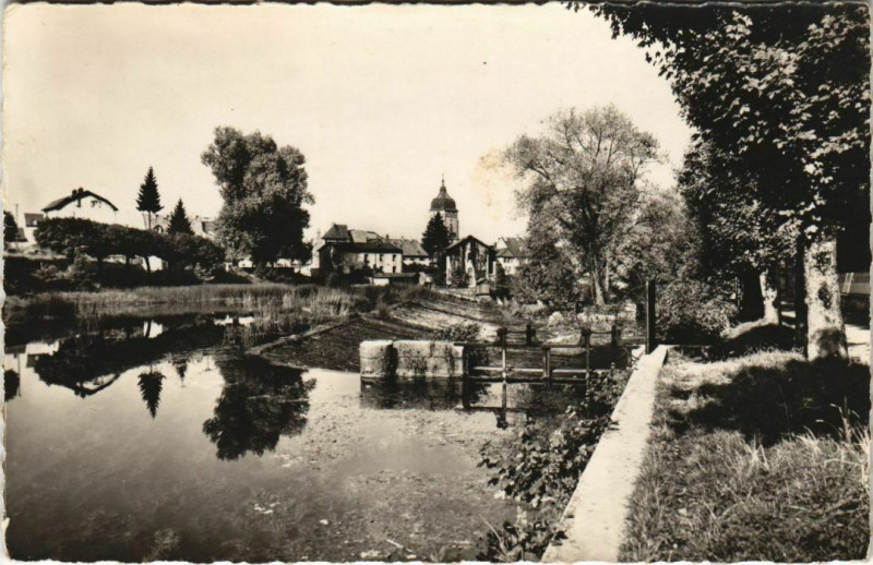 Carte postale ancienne Pontarlier Les Forges à Pontarlier