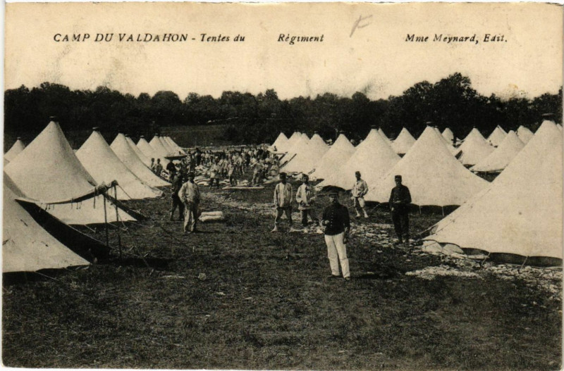 Carte postale ancienne Valdahon - Camp du Valdahon - Tentes du Regiment à Valdahon