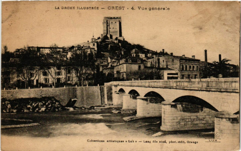 Carte postale ancienne Crest - Vue générale