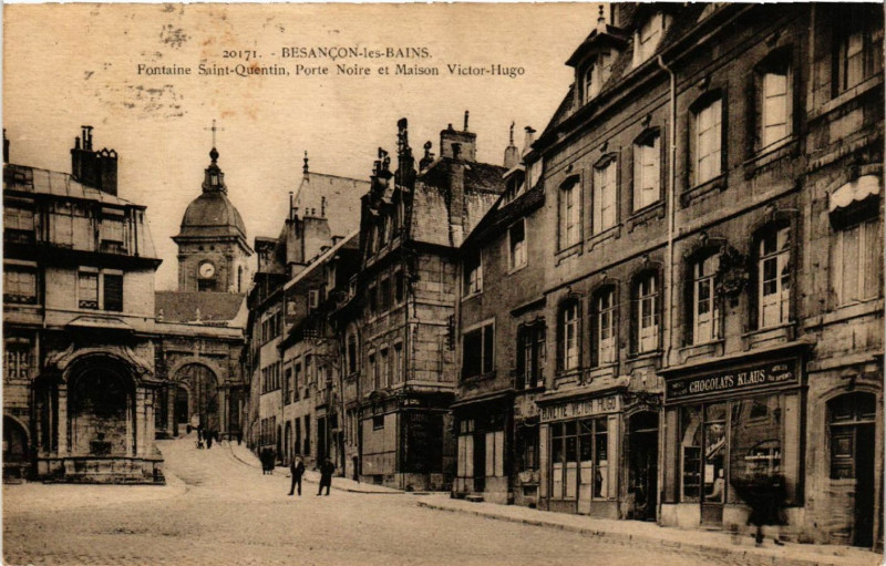 Carte postale ancienne Besancon-les-Bains - Fontaine Saint-Quentin - Porte Noire à Besançon