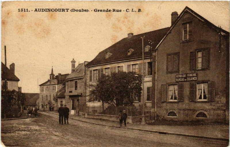 Carte postale ancienne Audincourt - Grande-Rue à Audincourt