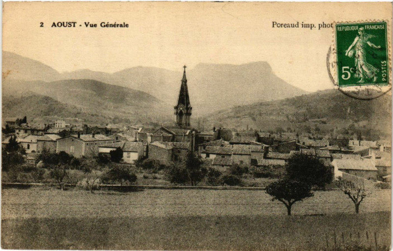 Carte postale ancienne Aoust - Vue générale