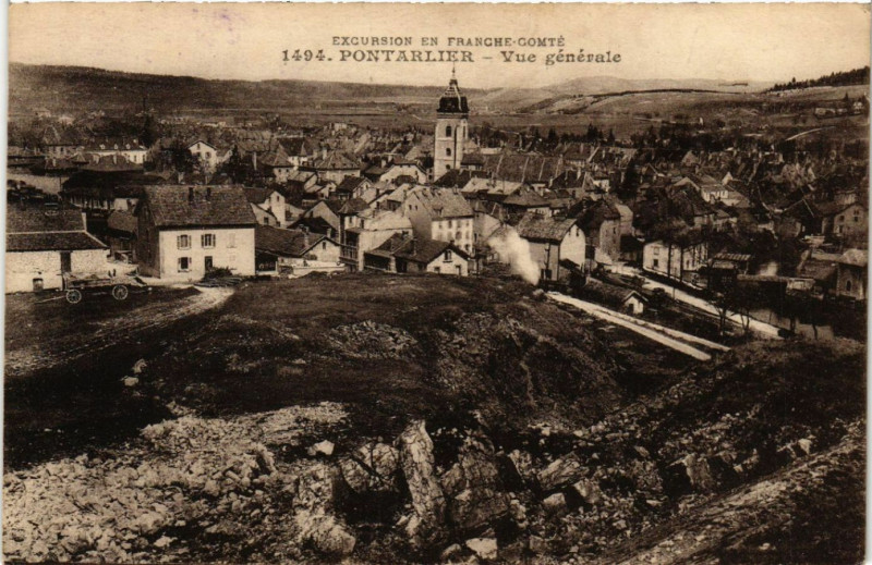 Carte postale ancienne Pontarlier - Vue générale à Pontarlier