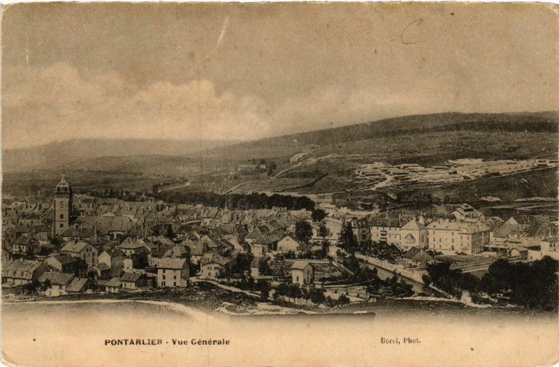 Carte postale ancienne Pontarlier - Vue générale à Pontarlier