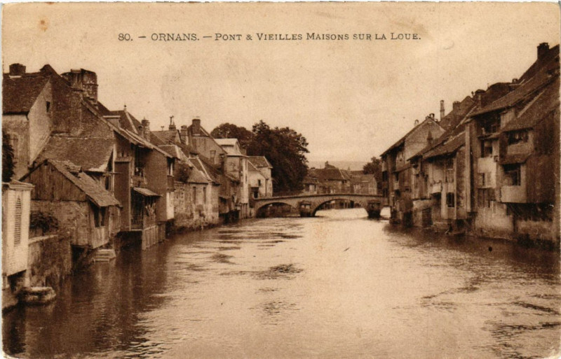 Carte postale ancienne Ornans - Pont & Vieilles Maisons sur la Loue à Ornans