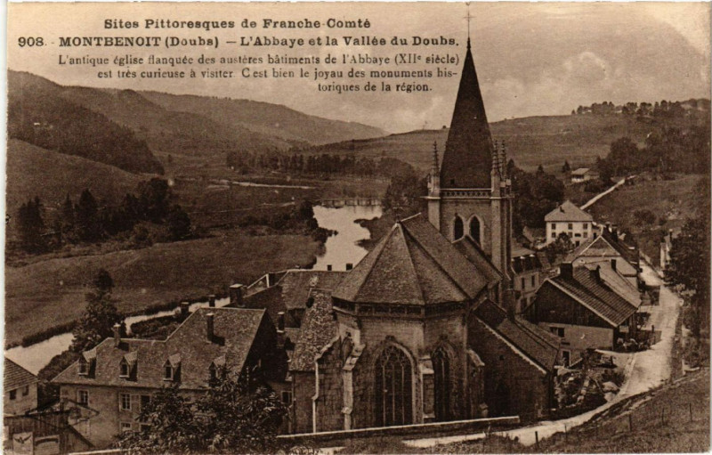 Carte postale ancienne Montbenoit - L'Abbaye et la Vallée du Doubs à Montbenoît