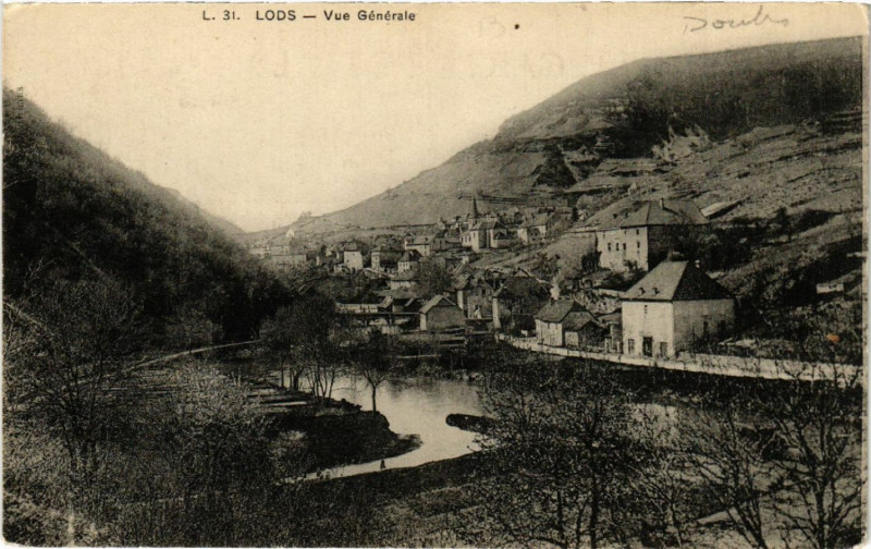 Carte postale ancienne Lods - Vue générale à Lods