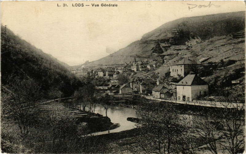 Carte postale ancienne Lods - Vue générale à Lods