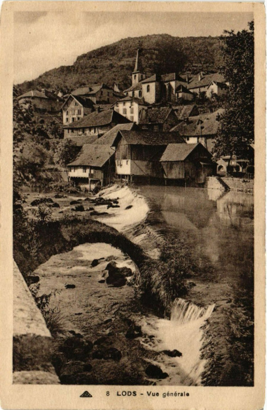 Carte postale ancienne Lods - Vue générale à Lods