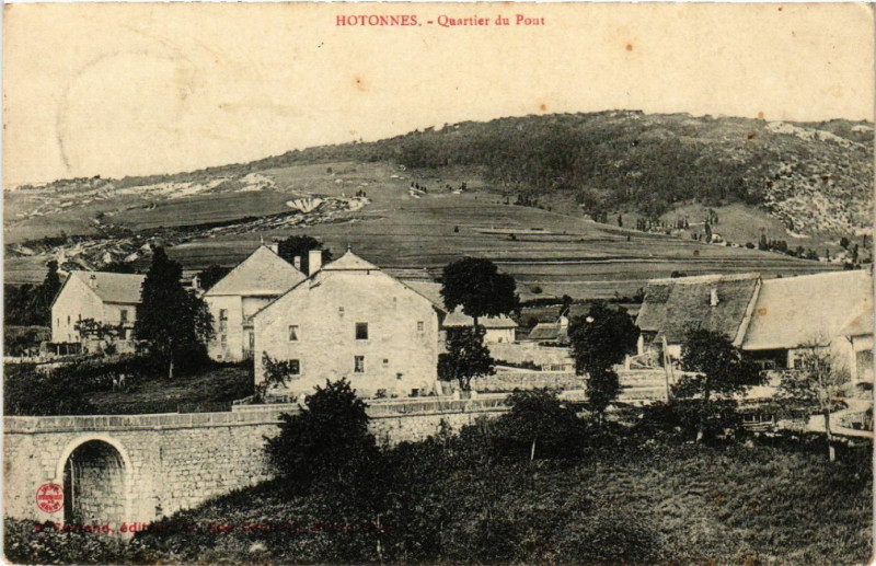 Carte postale ancienne Hotonnes - Quartier du Pont