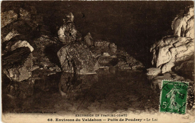 Carte postale ancienne Environs de Valdahon - Puits de Poudrey à Valdahon