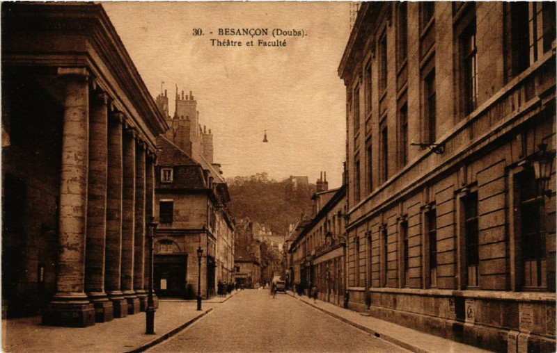 Carte postale ancienne Besancon - Theatre et Faculté à Besançon