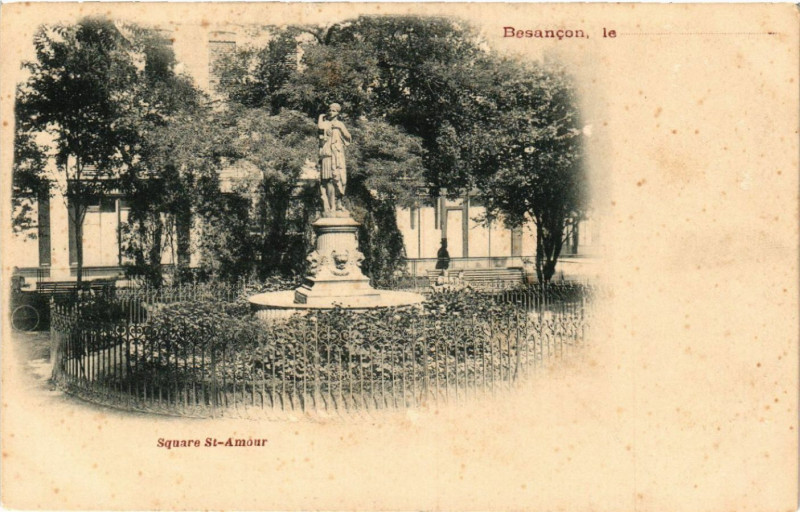 Carte postale ancienne Besancon - Square Saint-Amour à Besançon