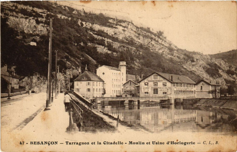 Carte postale ancienne Besancon - Moulin et Usine d'Horlogerie à Besançon