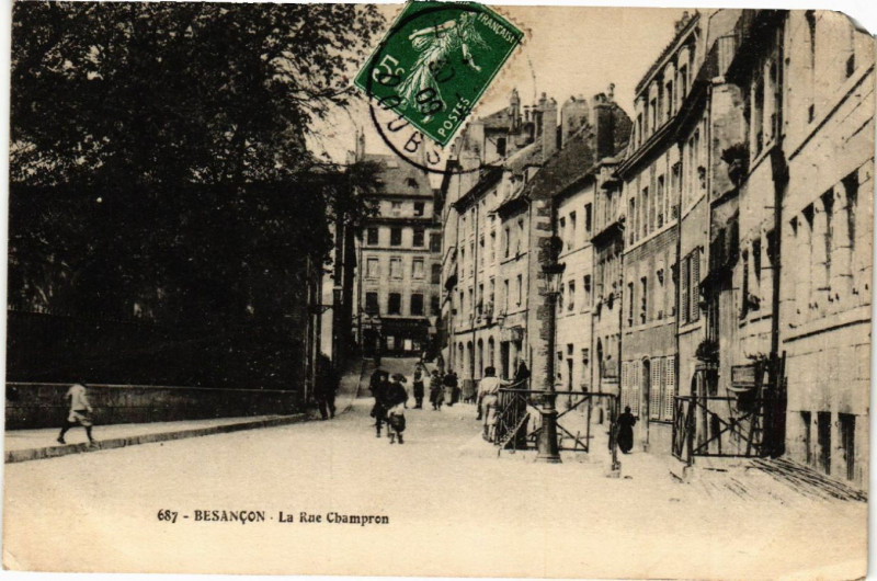 Carte postale ancienne Besancon - La Rue Champron à Besançon