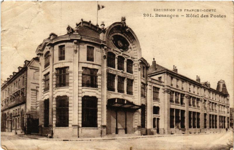 Carte postale ancienne Besancon - Hotel des Postes à Besançon