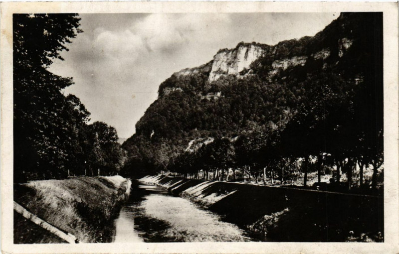 Carte postale ancienne Baume-les-Dames - La roche du Chatar à Baume-les-Dames