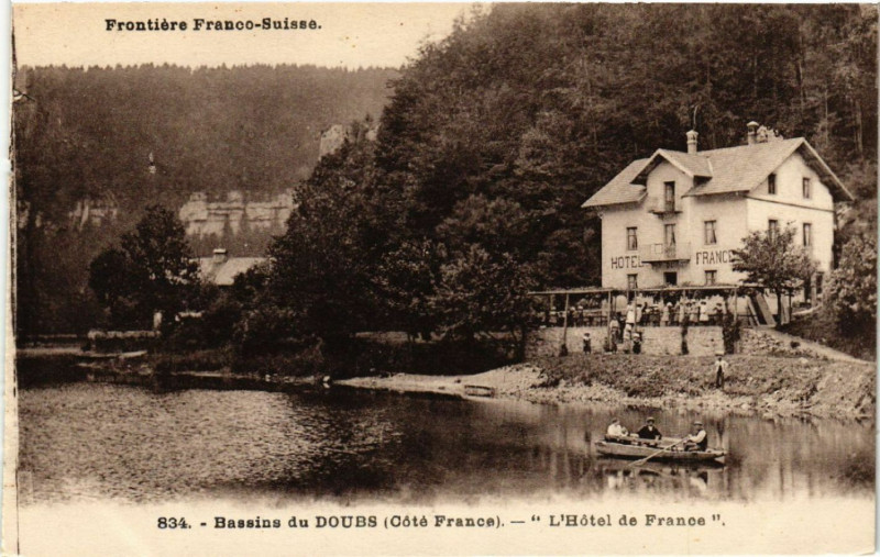 Carte postale ancienne Bassins du Doubs - L'Hotel de France - Frontiere Franco-Suisse à Doubs