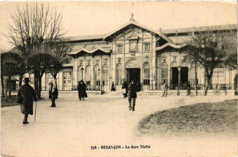 Carte postale ancienne Besancon - La Gare Viotte à Besançon