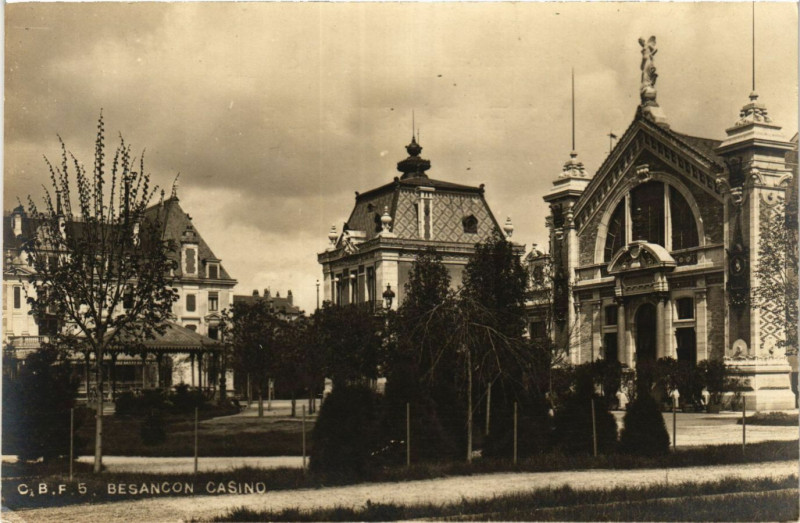 Carte postale ancienne Besancon - Casino à Besançon