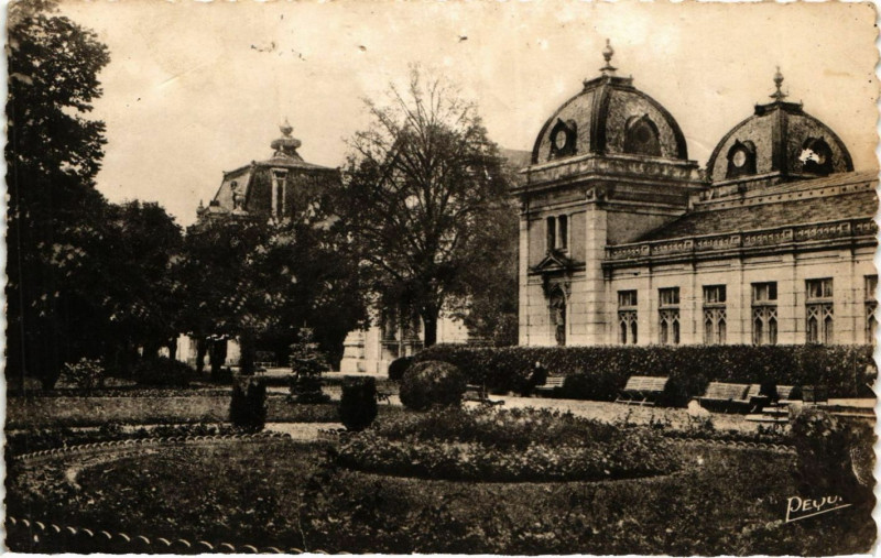Carte postale ancienne Besancon-les-Bains - Casino et Bains Salins à Besançon