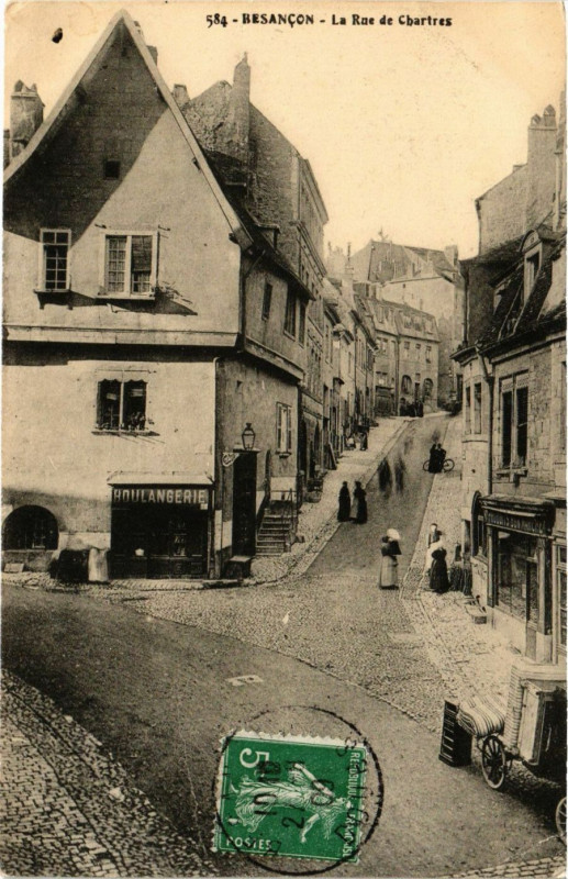 Carte postale ancienne Besancon - La Rue de Chartres à Besançon