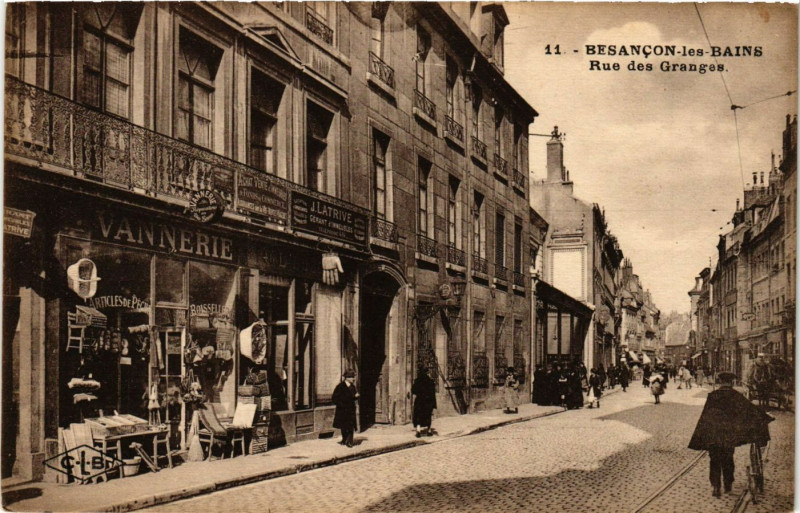 Carte postale ancienne Besancon-les-Bains - Rue des Granges à Besançon