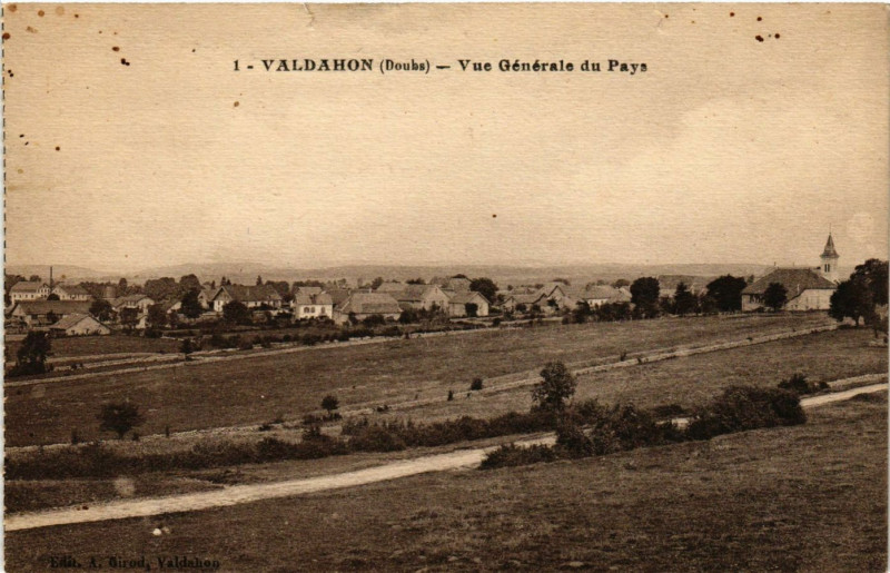 Carte postale ancienne Valdahon - Vue Générale du Pays à Valdahon