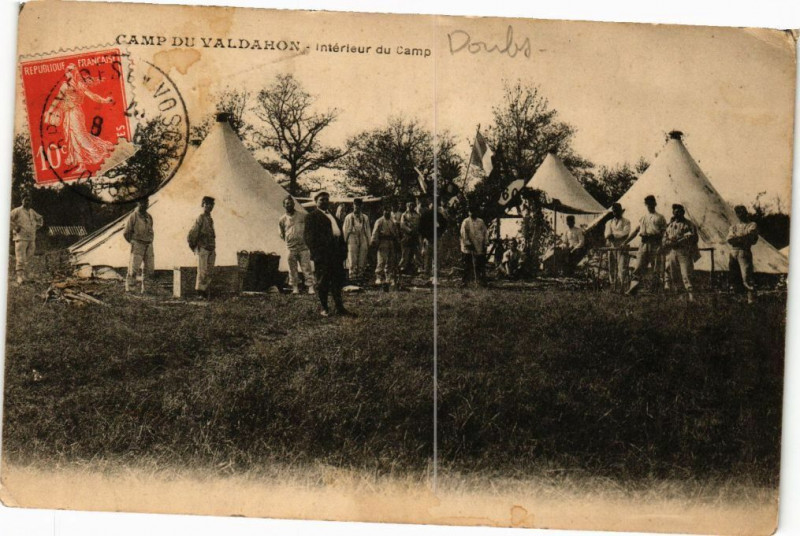 Carte postale ancienne Camp du Valdahon - intérieur du Camp à Valdahon