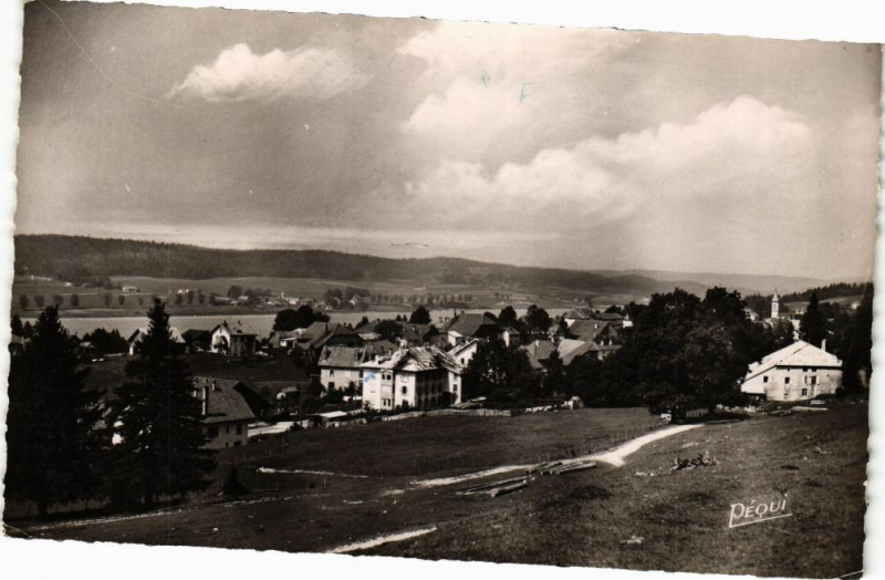 Carte postale ancienne Malbuisson - Vue générale à Malbuisson