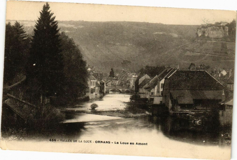 Carte postale ancienne Vallée de la Loue - Ornans - La Loue en Amont à Ornans