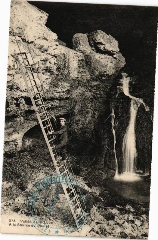 Carte postale ancienne Vallée de la Loue - A la Source du Pontet