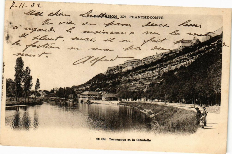 Carte postale ancienne Excursion en Franche-Comte - Tarracnos et la Citadelle