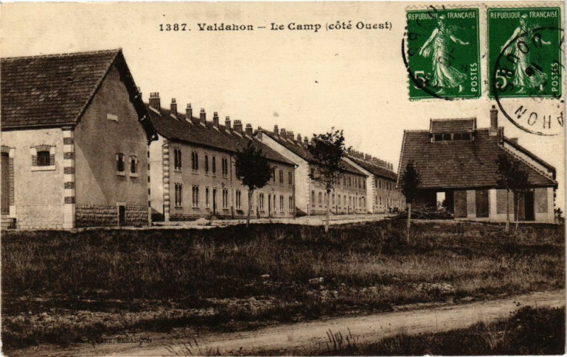 Carte postale ancienne Valdahon - Le Camp (coté Ouest) à Valdahon